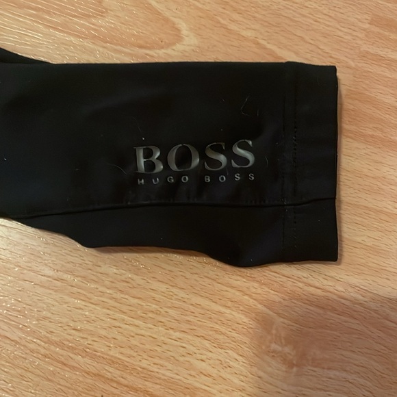 Hugo Boss. Men’s long sleeve - Picture 3 of 6